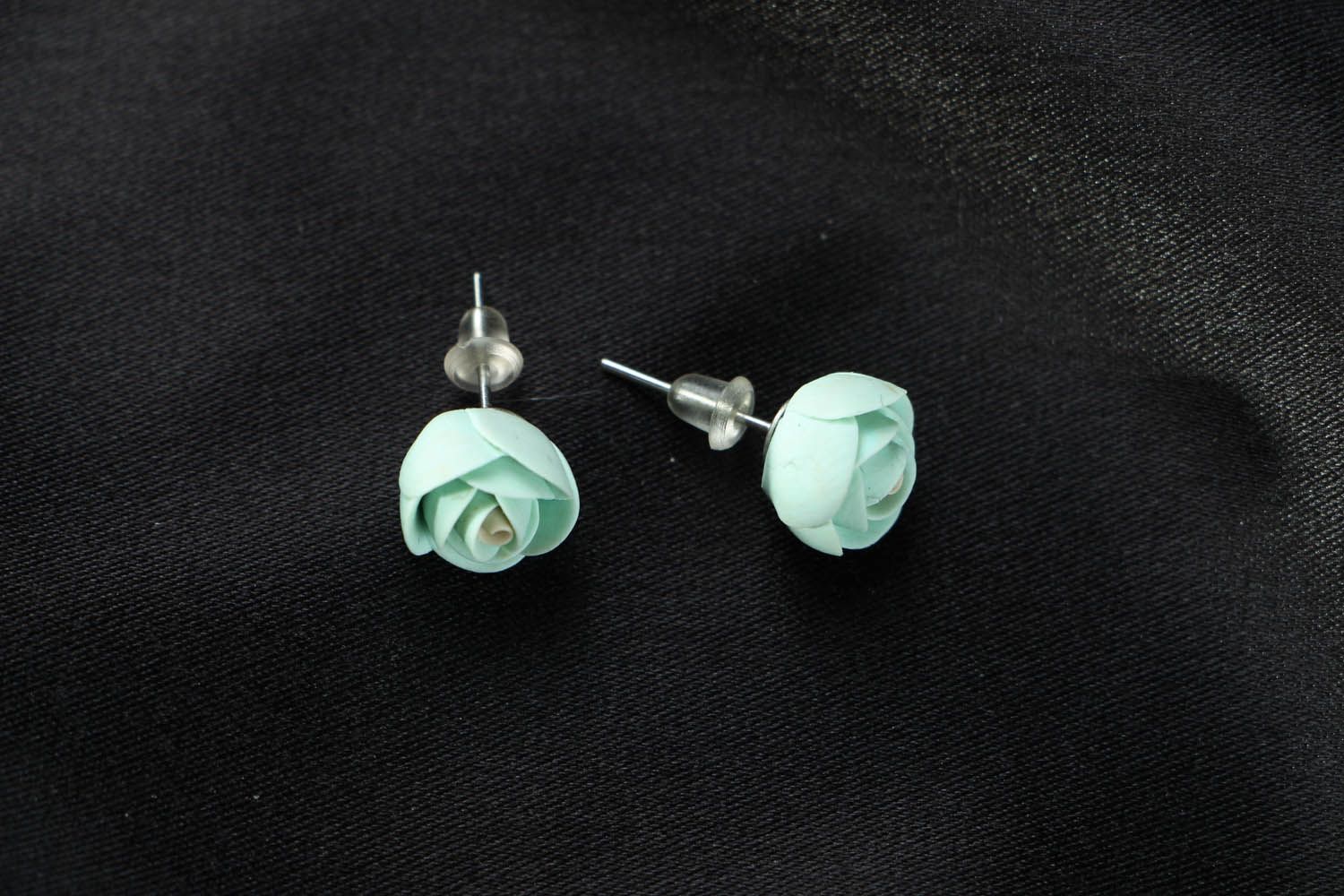 Polymer clay stud earrings photo 1