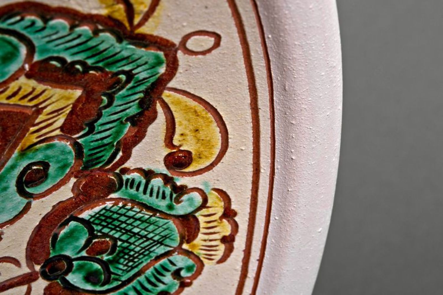 Decorative plate in ethnic style photo 2