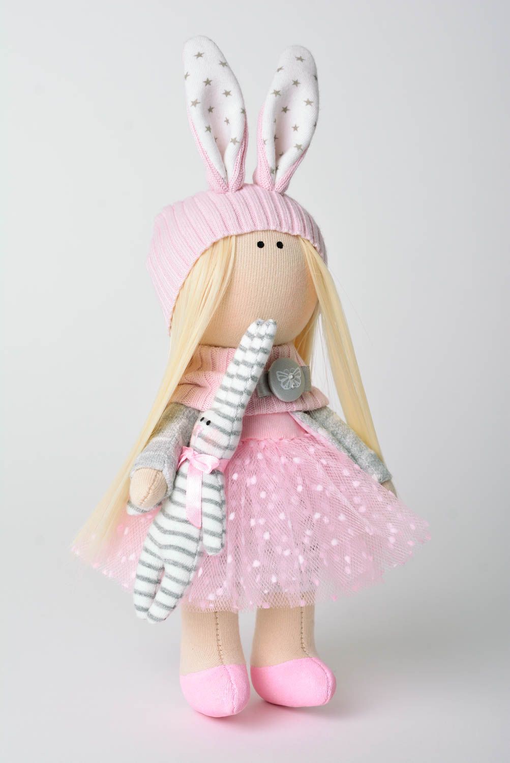 Кукла ручной работы кукла из ткани авторская кукла в виде девочки в розовом фото 1