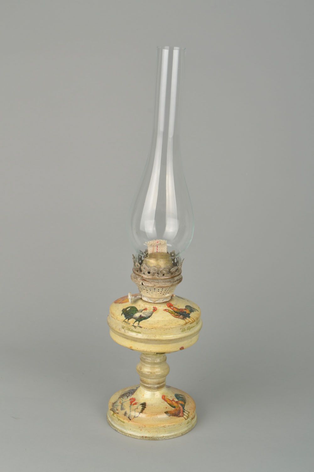 Керосиновая лампа в технике декупаж  фото 2