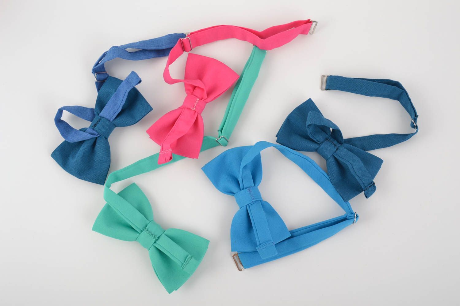 Set of 5 beautiful handmade designer fabric bow ties of different colors photo 2