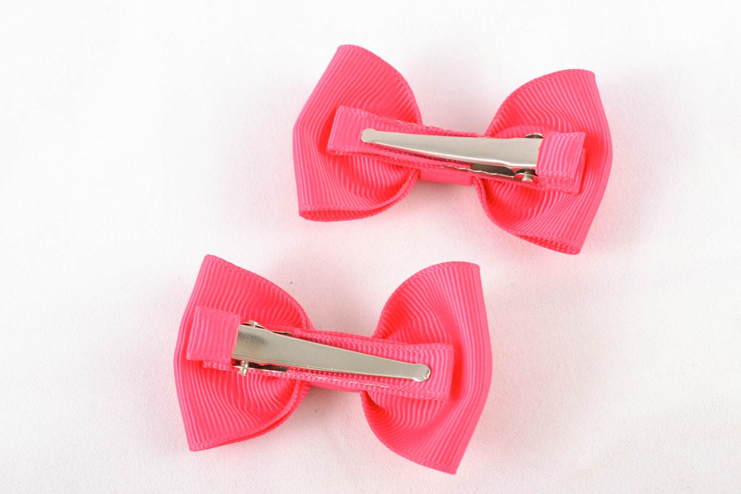 Hair clips with ribbon bows photo 3
