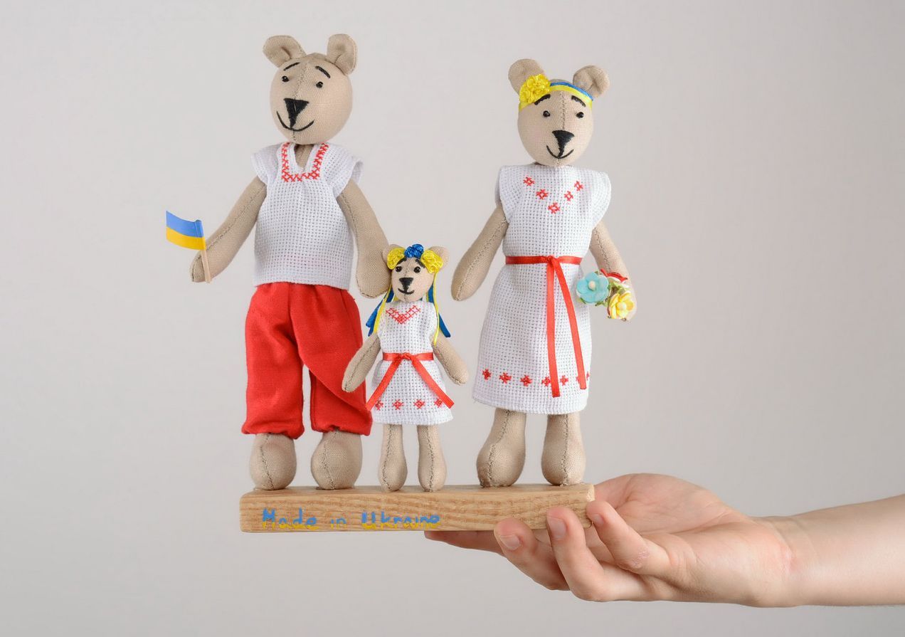 Куклы на подставке Семья патриотичных медведей  фото 1