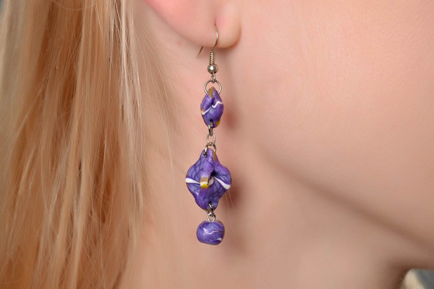 Long violet earrings photo 3