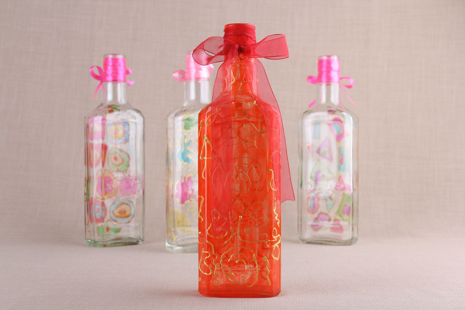 Red decorative bottle photo 1