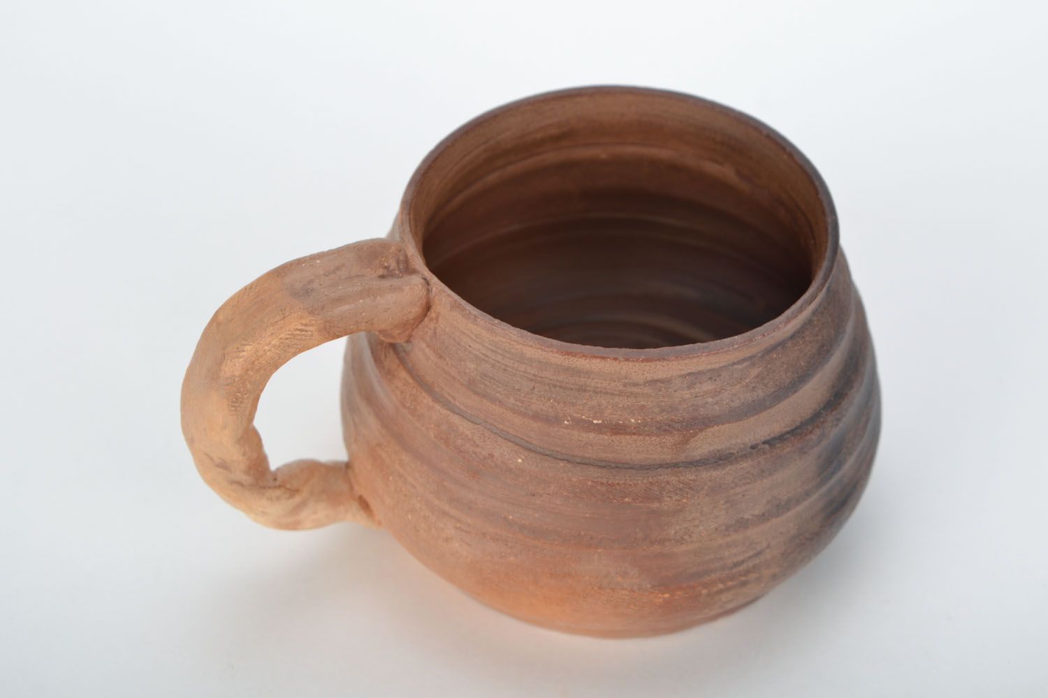Round natural clay 5 oz drinking cup in old fashion style with handle  photo 4
