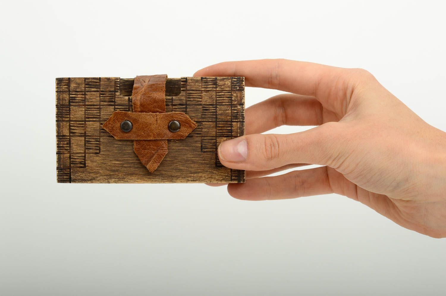 Porte-cartes de visite de bureau fait main design en bois Articles de bureau photo 2