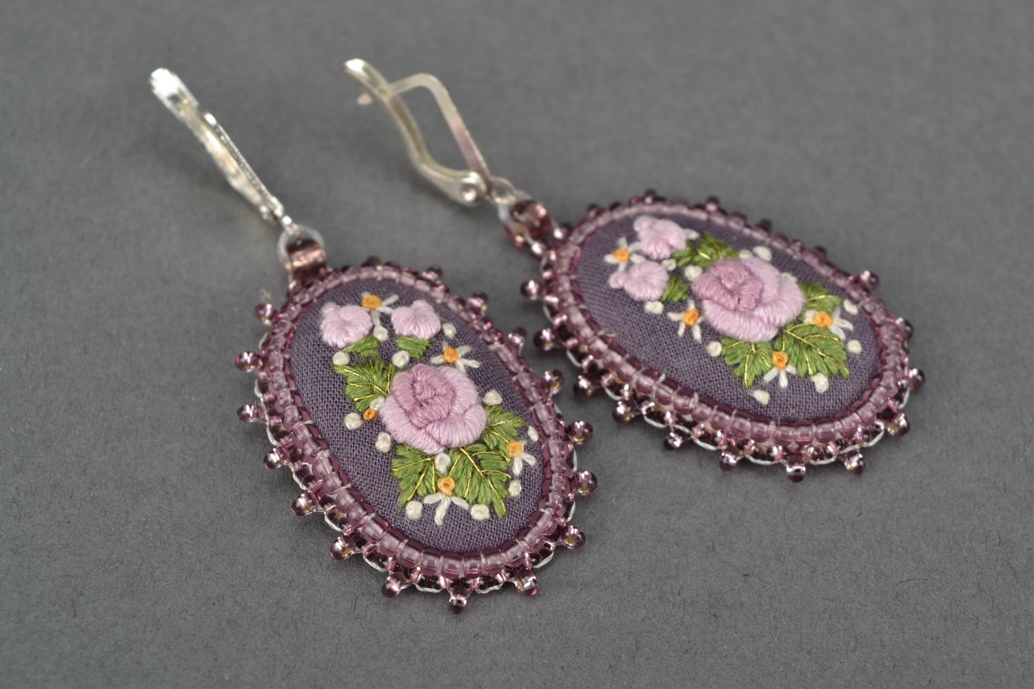 Embroidered dangle earrings  photo 4