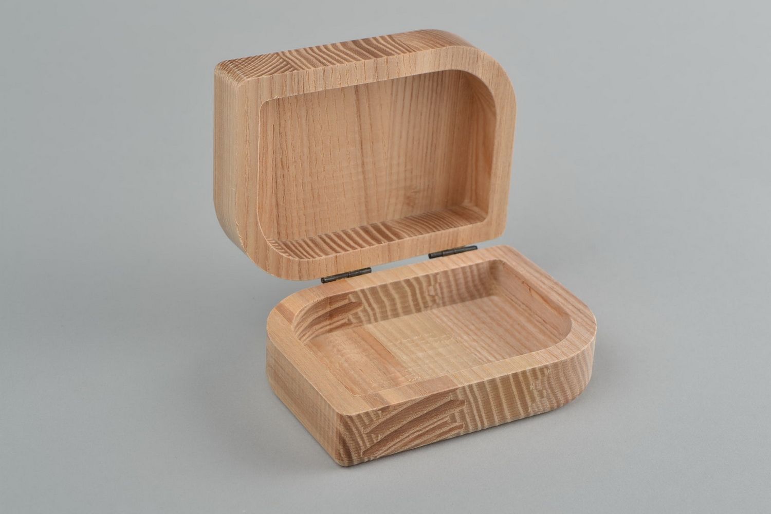 Petite boîte en bois brut écologique de frêne à décorer originale faite main photo 3