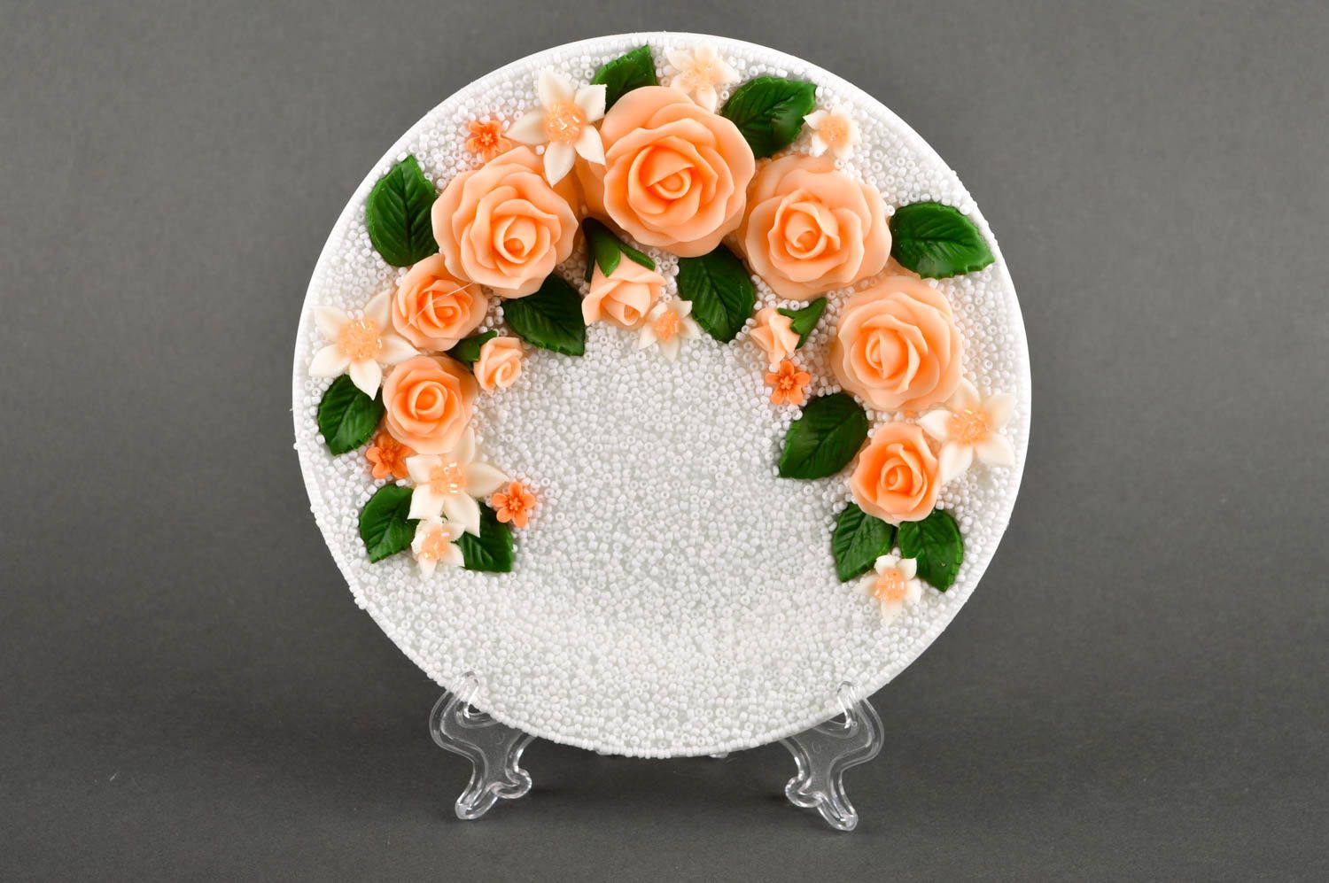 Assiette décorative Décoration fait main Vaisselle déco avec fleurs modelées photo 1