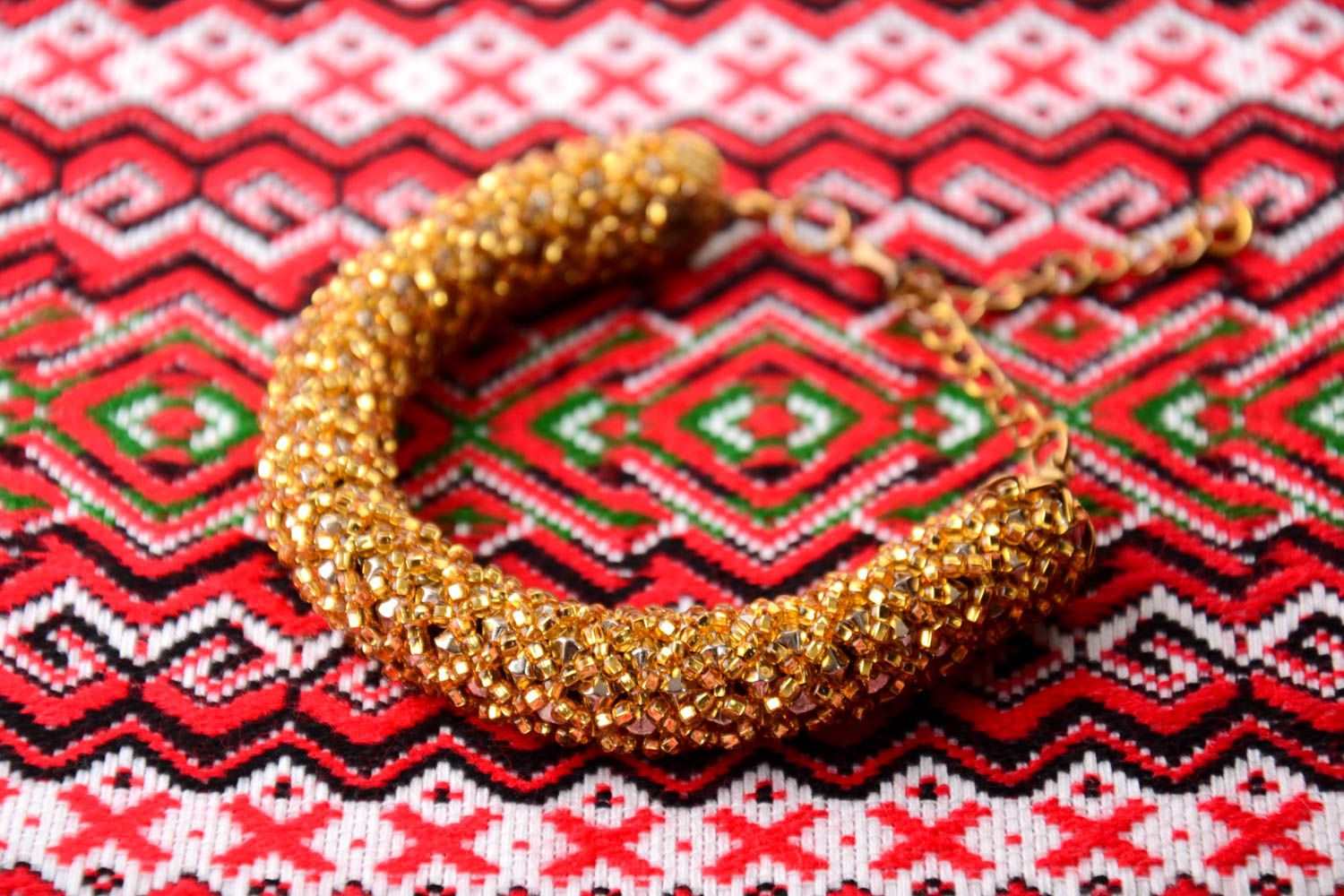 Bracelet femme fait main Bijou fantaisie doré en perles de rocaille Cadeau femme photo 1