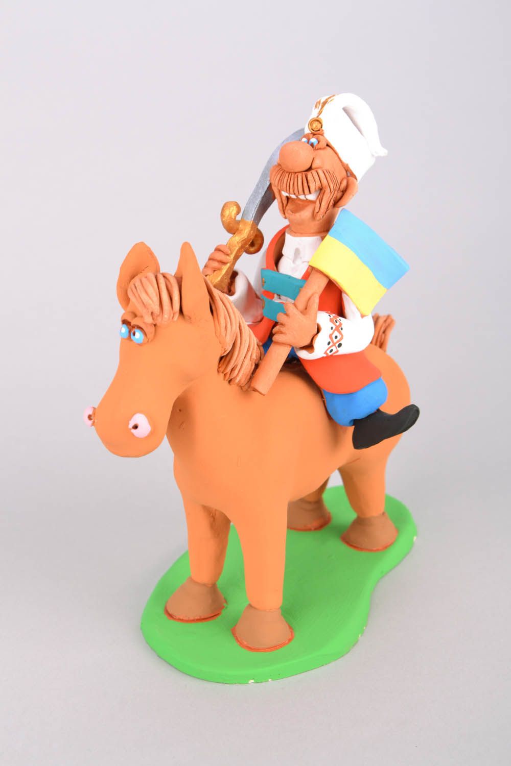 Керамическая фигурка Гетьман на лошади  фото 3