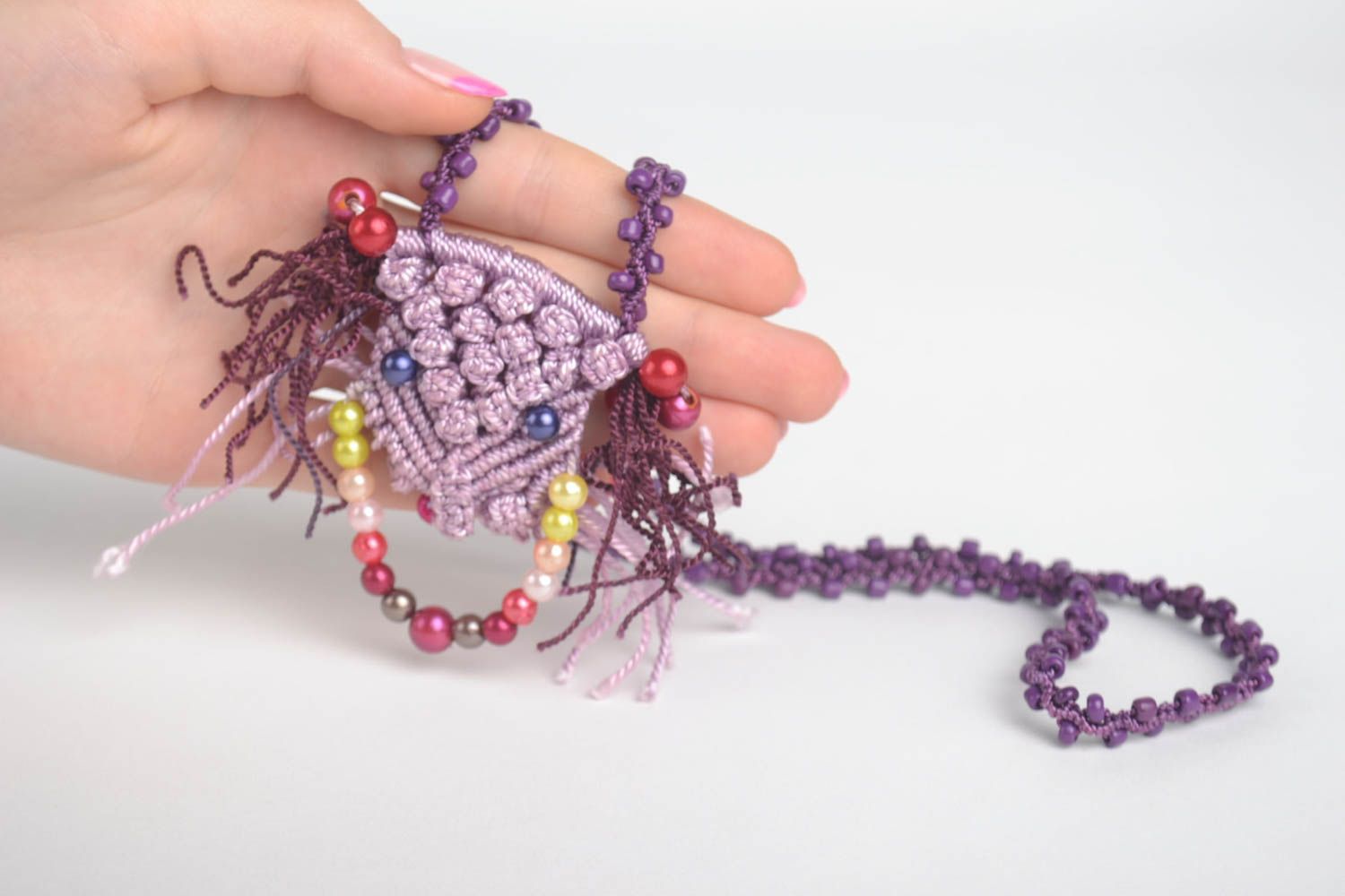 Pendentif fantaisie Bijou fait main violet fils perles macramé Cadeau original photo 4