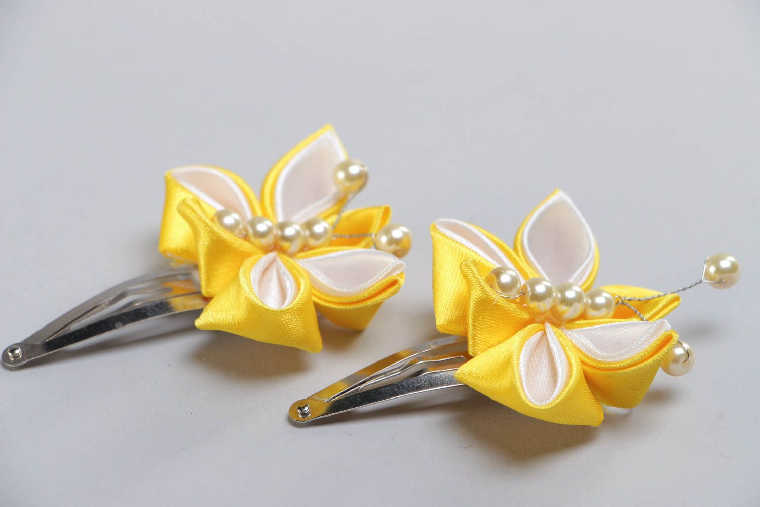 Bright handmade hair clip with satin ribbon butterflies and beads photo 3