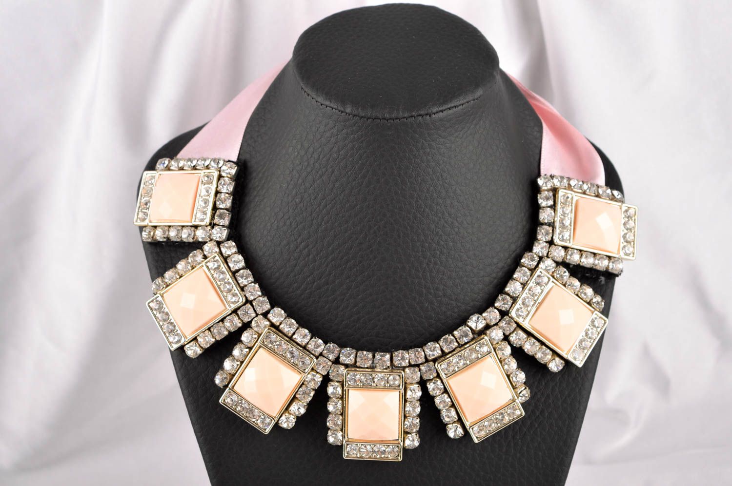Handmade stylish jewelry elite designer accessories feminine unusual necklace photo 1