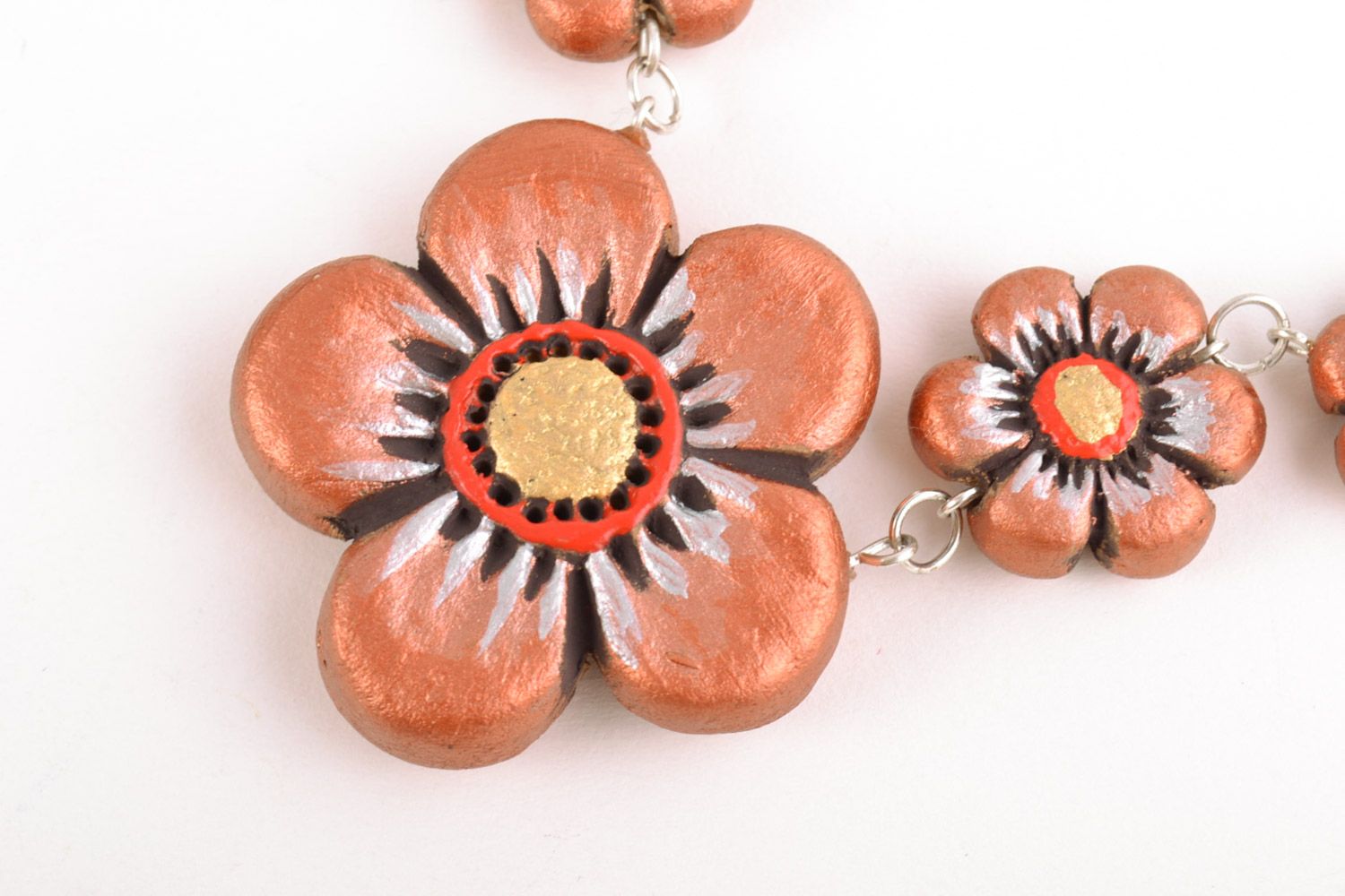 Handmade brown clay jewelry set 2 items flower earrings and necklace photo 4