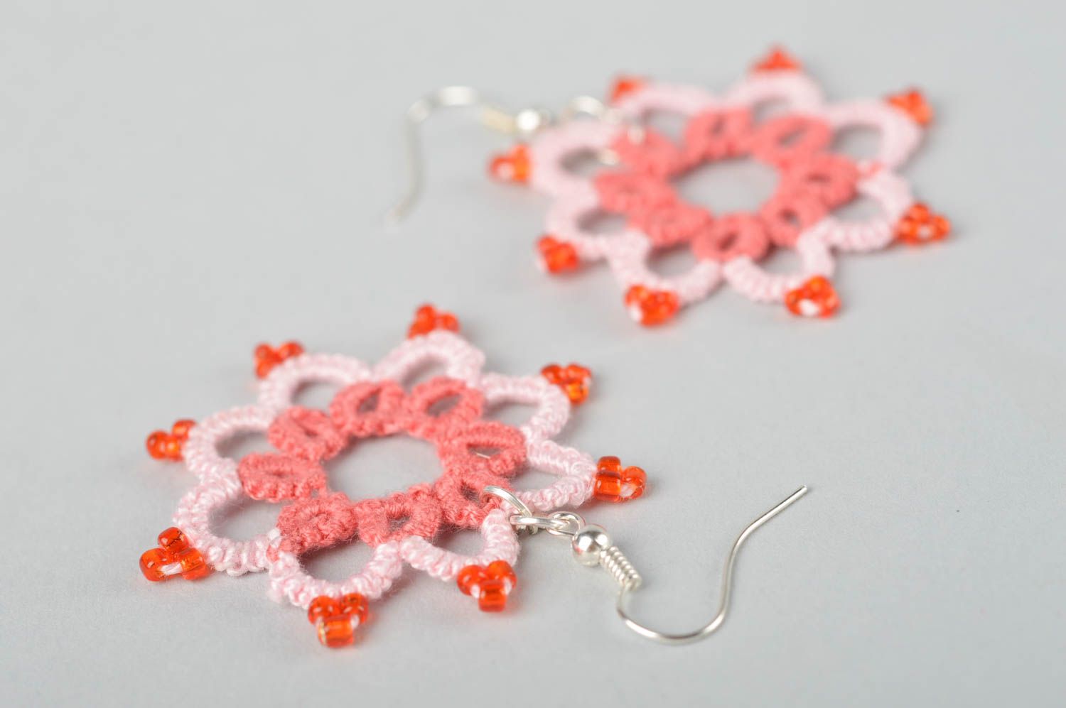 Beautiful handmade woven earrings tatting ideas beaded earrings jewelry designs photo 5