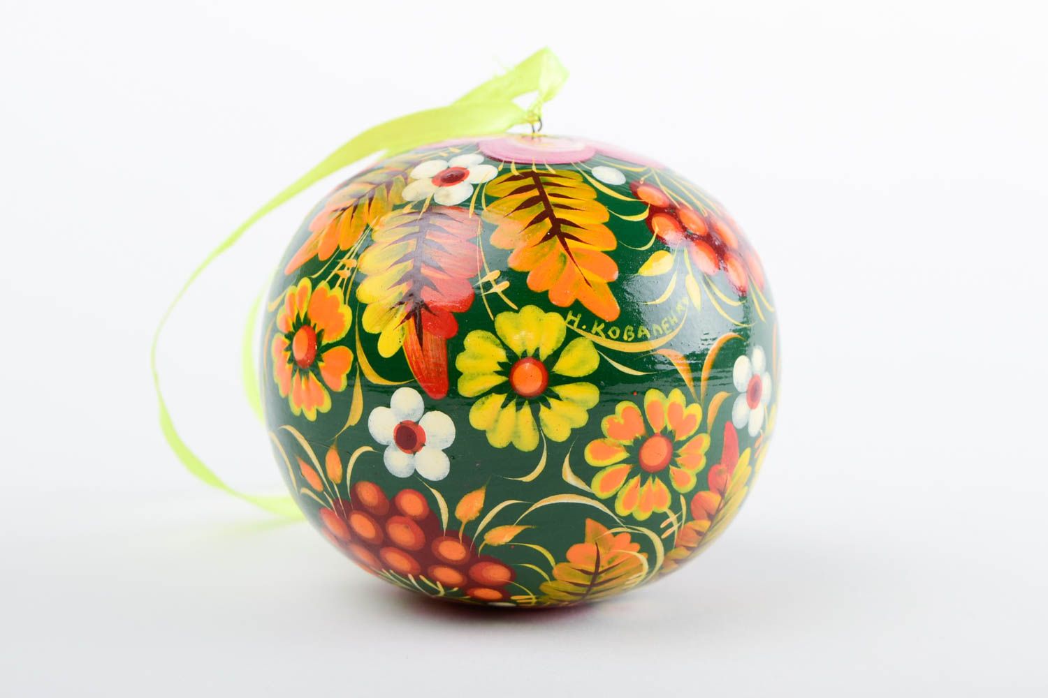 Елочная игрушка ручной работы новогоднее украшение декоративная подвеска шар фото 4