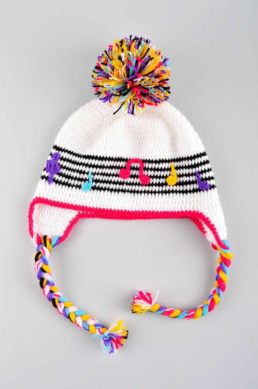 Вязаная шапка ручной работы зимняя шапка красивая стильная шапка для девочки фото 5