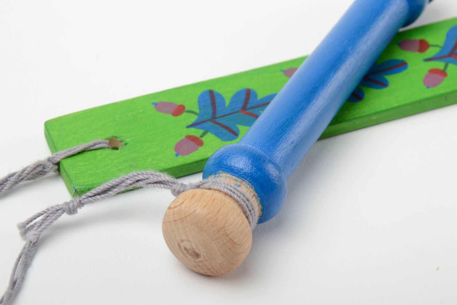 Jouet en bois fait main design original écologique décoratif peint pour enfant photo 4