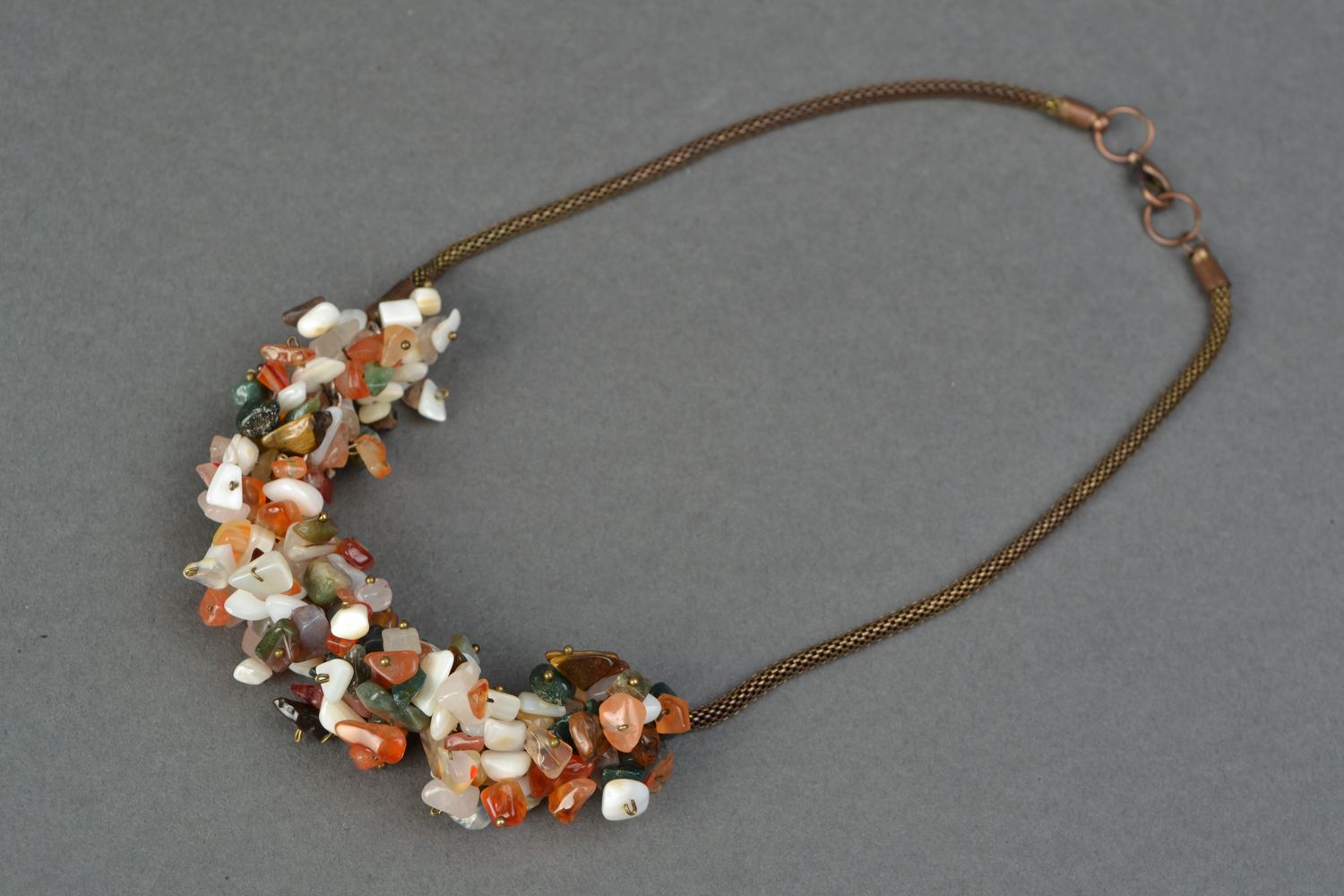 Natural stone necklace with metal chain photo 1