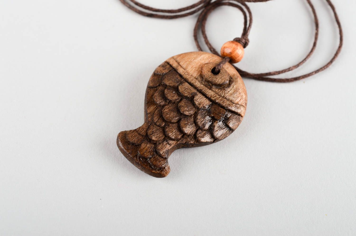 Stylish handmade wooden pendant beautiful jewellery wood craft small gifts photo 5