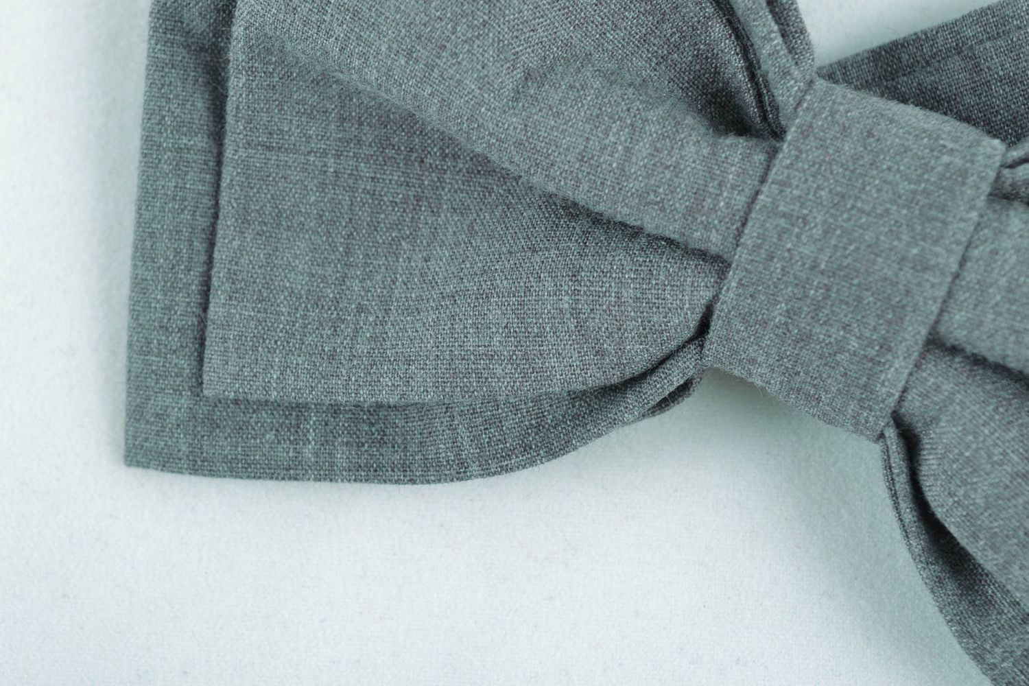 Cotton bow tie of gray color photo 3