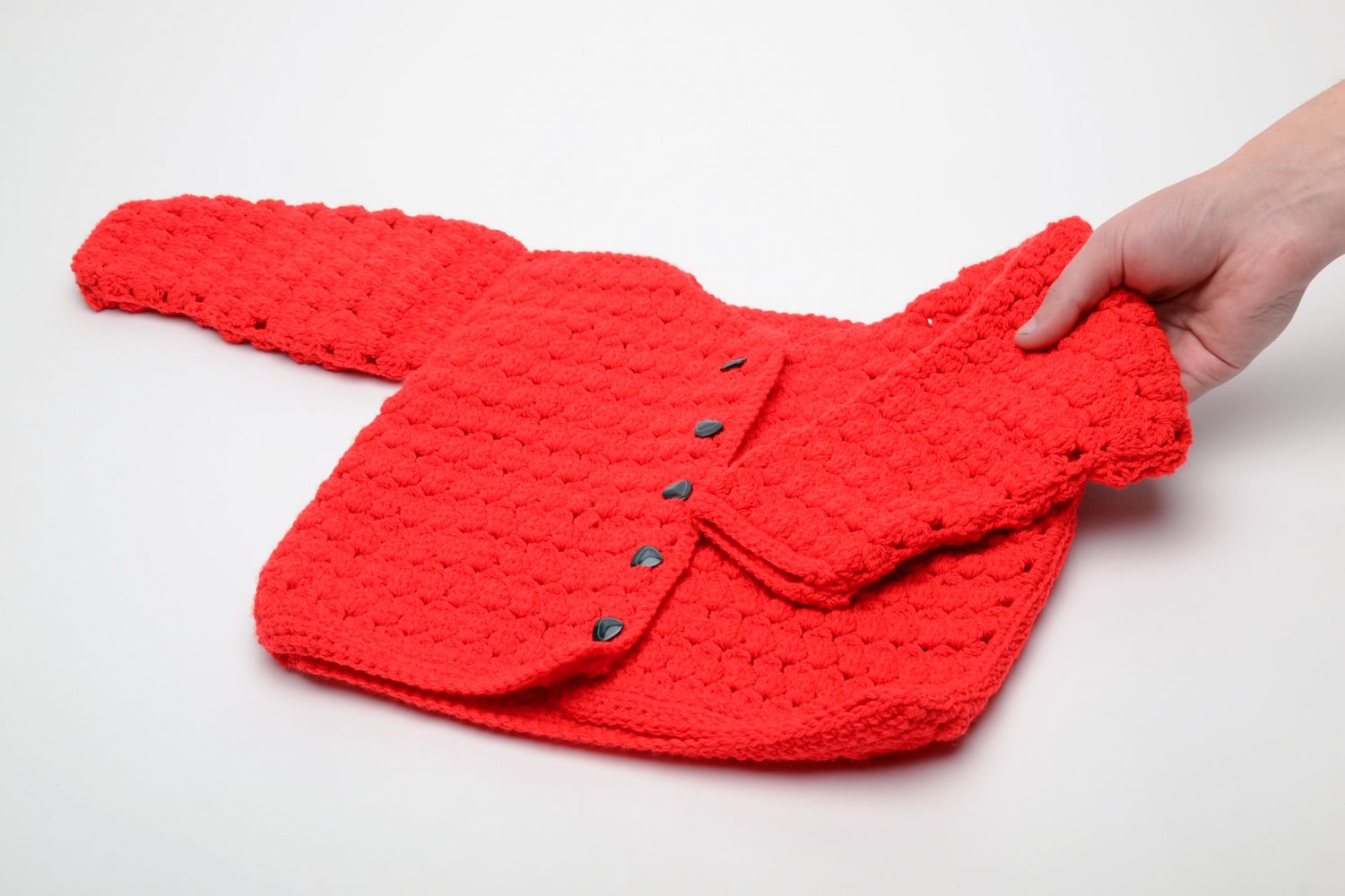 Gilet tricoté au crochet en acrylique rouge avec boutons fait main pour fille photo 5