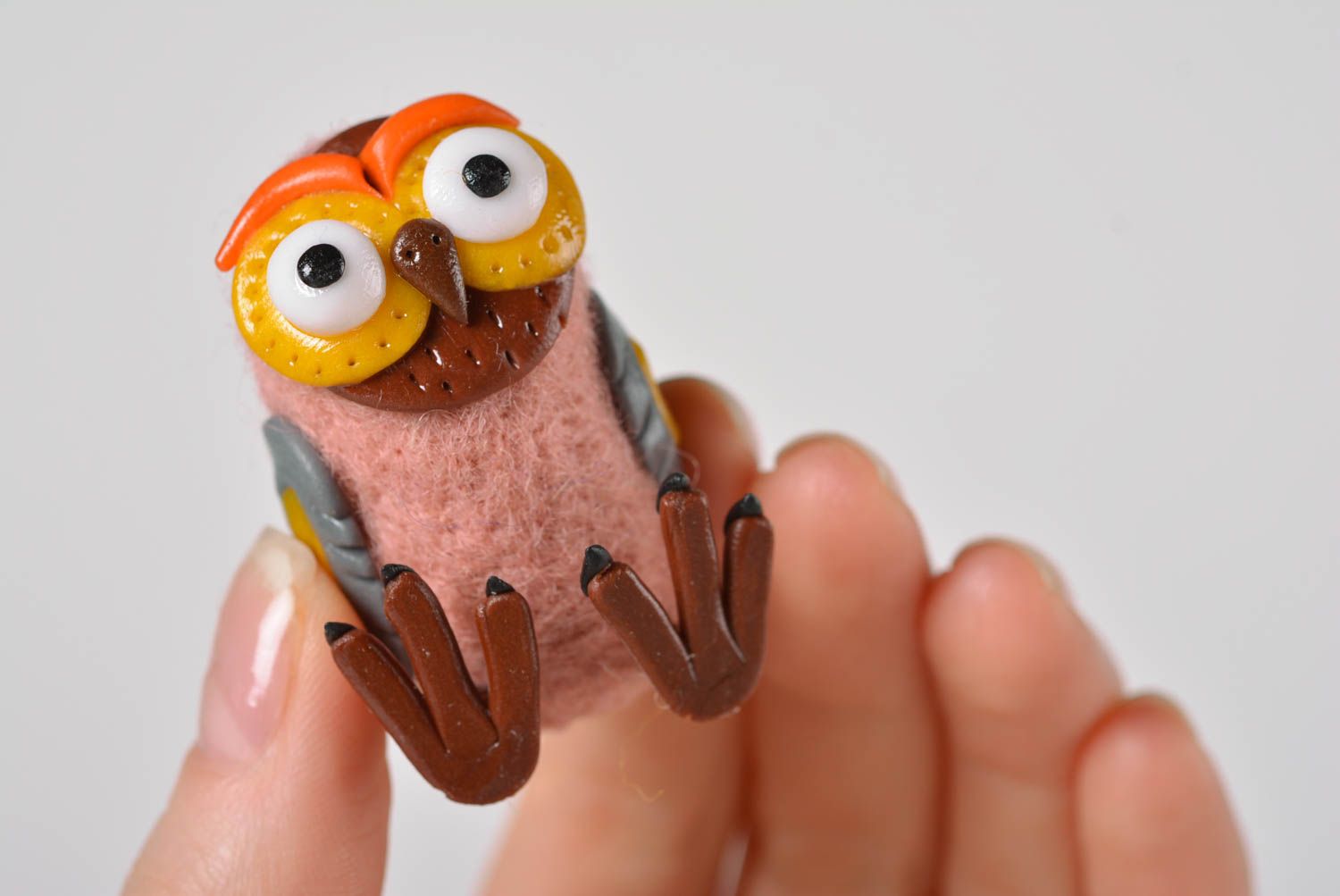 Handmade gefilzte Figur Eule Spielzeug originelle Geschenke bunt originell foto 4