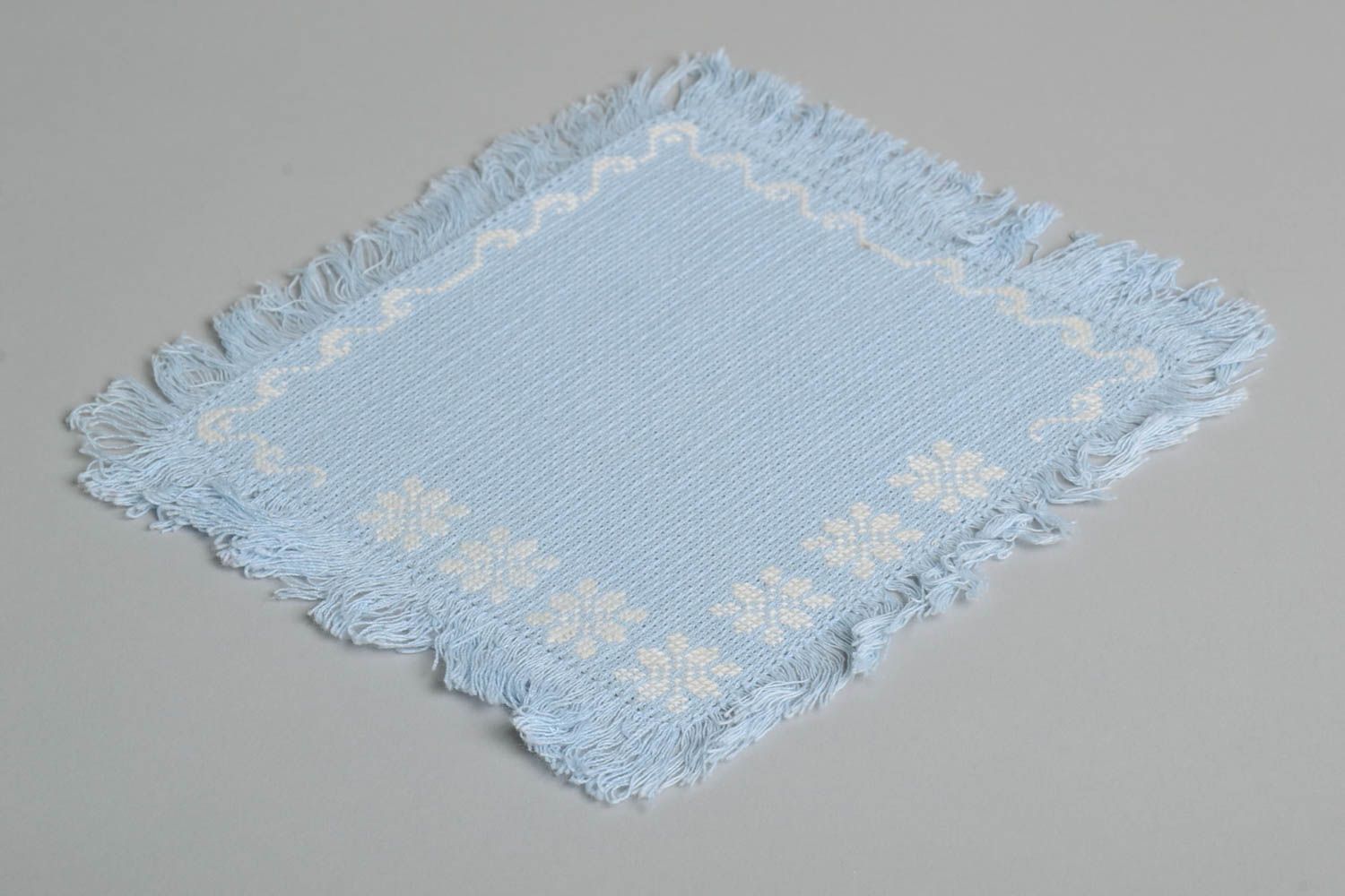 Маленькая салфетка декор ручной работы вышитая салфетка текстиль для дома фото 2