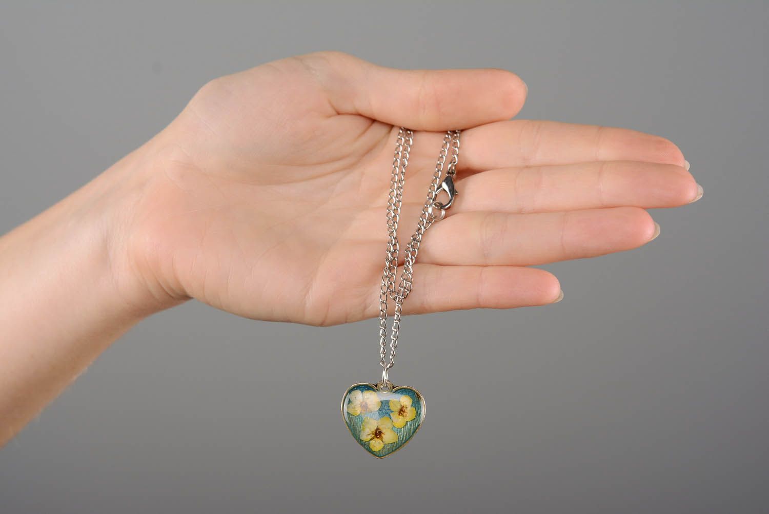 Pendant with a chain Heart photo 2