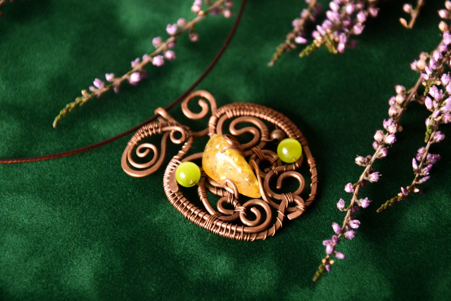 Украшение ручной работы украшение из меди с камнями женский кулон на шнурке фото 1