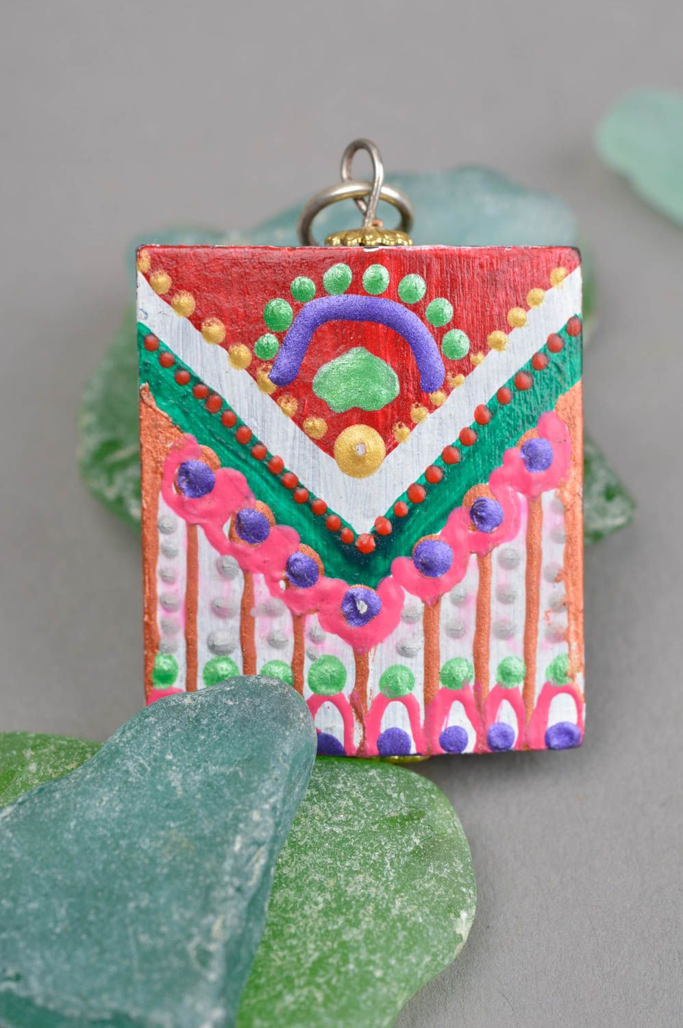 Pendentif bois Bijou fait main multicolore design original Cadeau pour femme photo 1