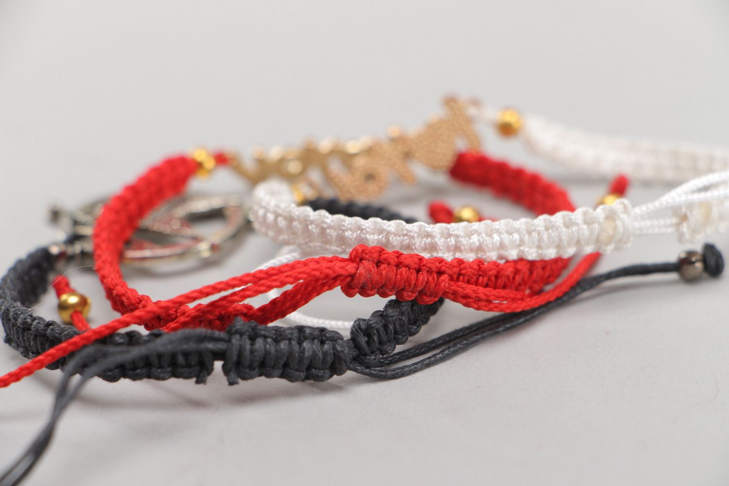 Bracelets en cordon ciré originaux faits main avec inserts en métal 3 pièces photo 4