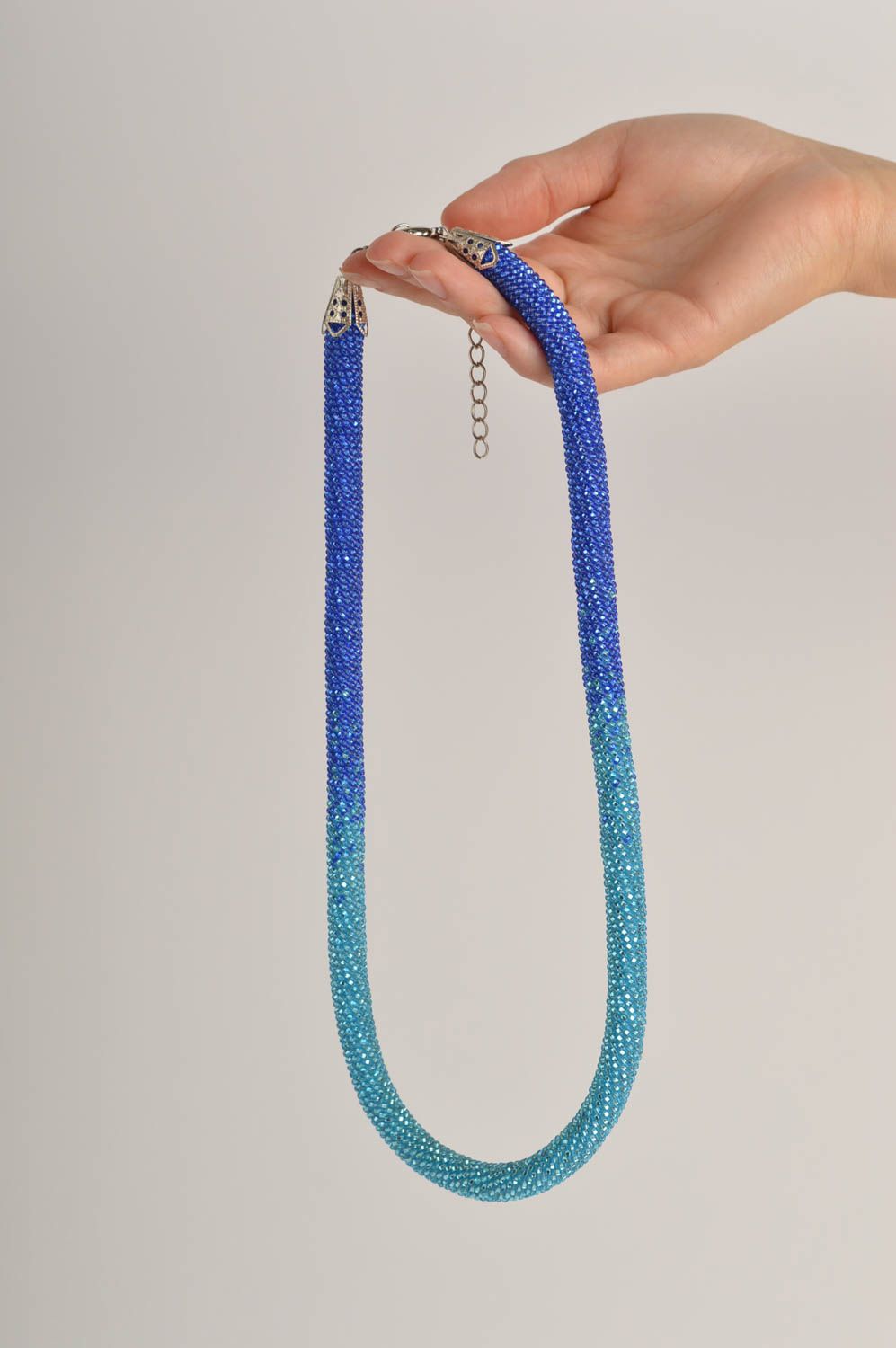 Collana tubolare di perline fatta a mano accessorio bello da donna blu azzurro foto 5
