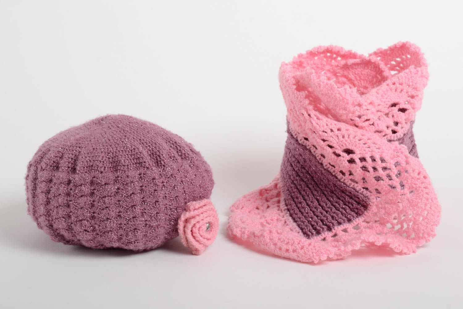 Set a maglia cappello e sciarpa fatti a mano accessori da donna rosa viola foto 1