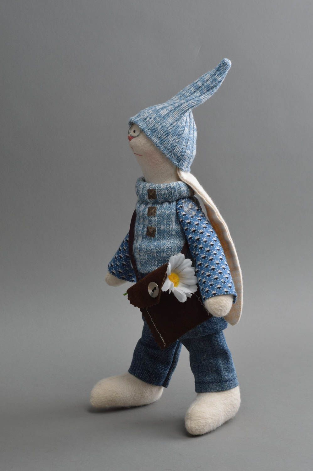 Poupée lièvre blanc en tissus vêtement bleu jouet original pour enfant photo 2
