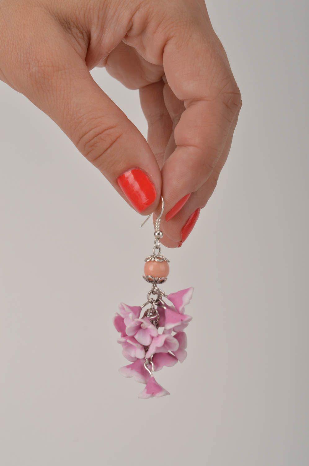 Boucles d'oreilles fleurs roses Bijou fait main pendantes Cadeau pour femme photo 2
