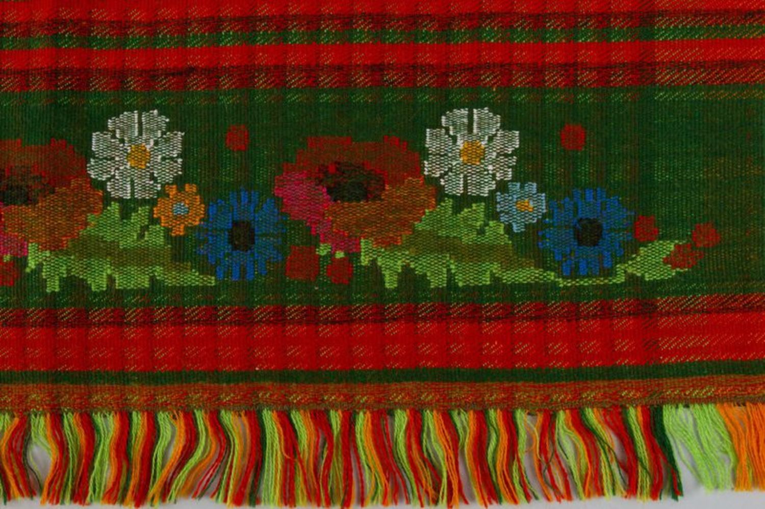 Woven apron in ethnic style photo 5