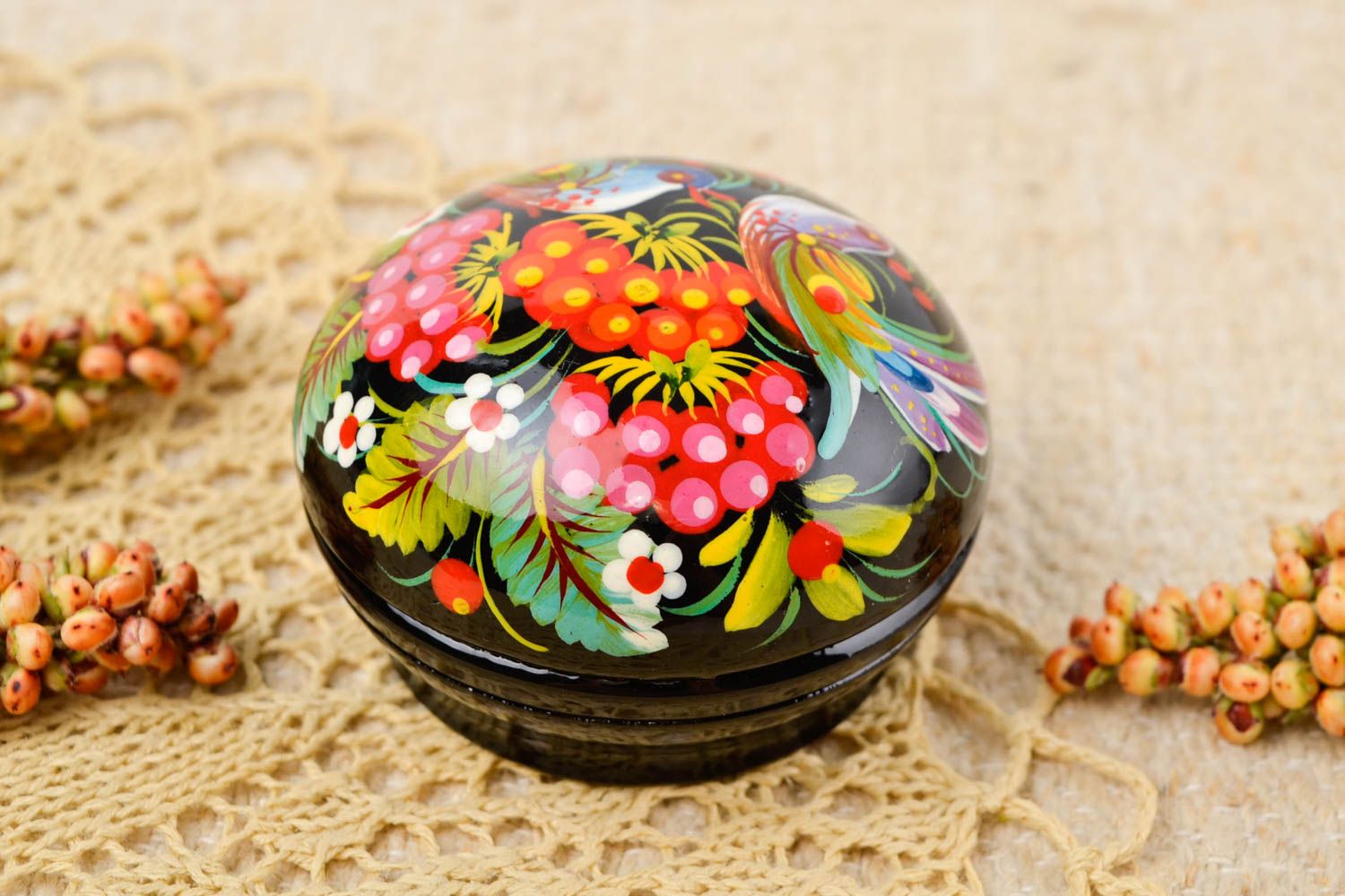 Boîte à bijoux fait main Coffret décoratif en bois petite Déco maison ronde photo 1