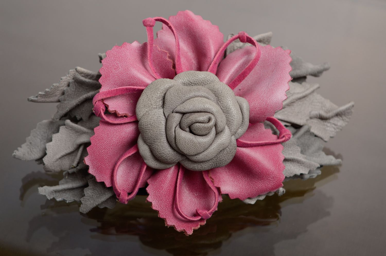 Designer leather hair clip of pink and gray color photo 1