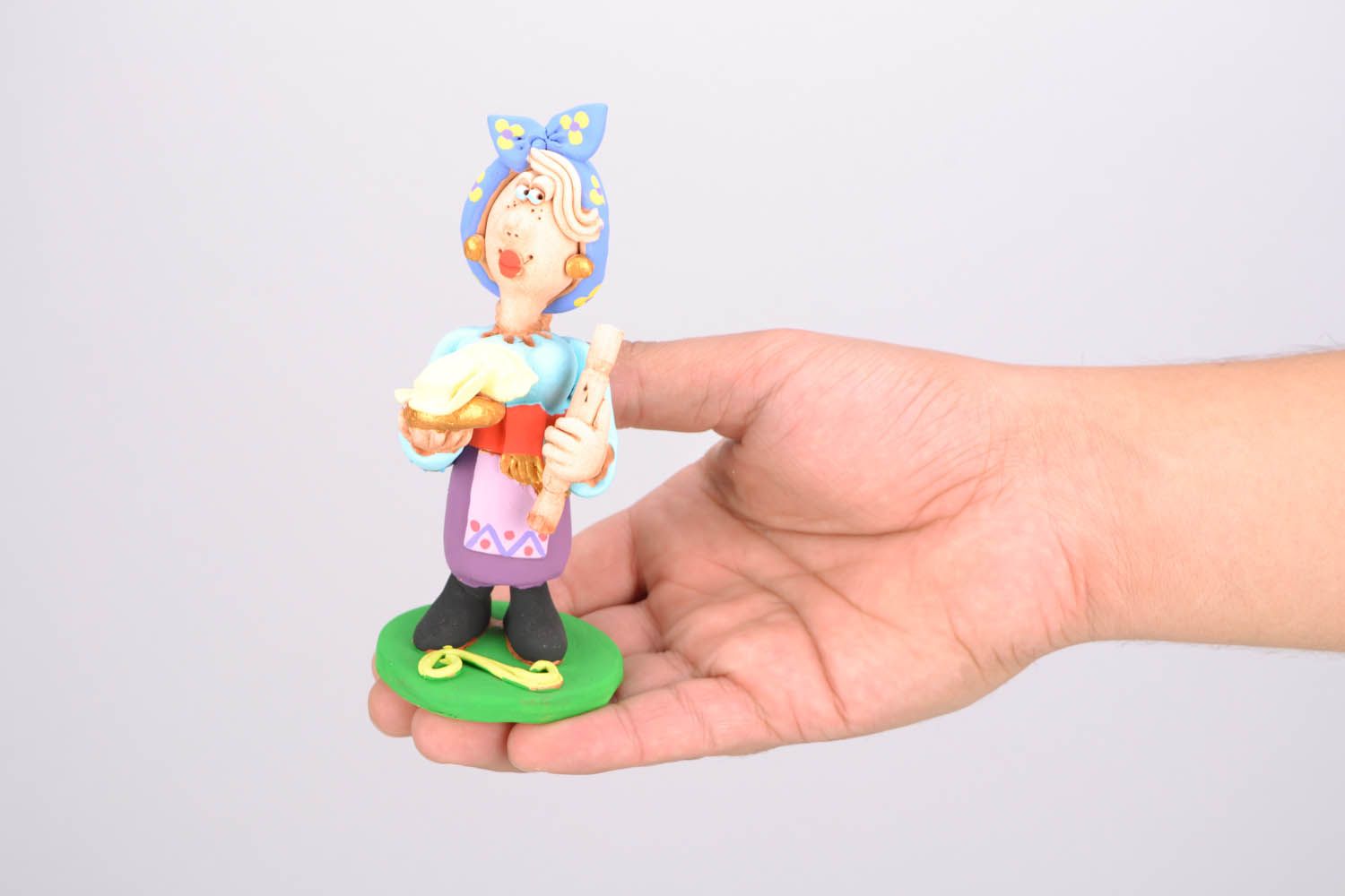 Homemade ceramic statuette Cossack Woman with a Rolling Pin and Dumplings photo 2