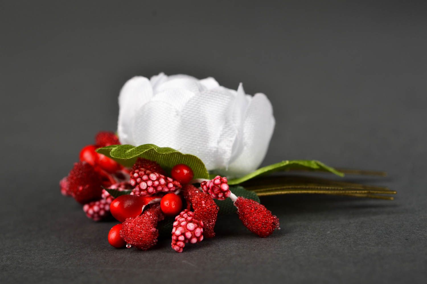 Peigne blanc fait main Accessoire cheveux fleur artificielle Cadeau femme photo 4