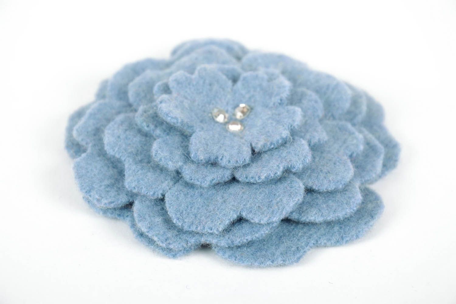 Broche en laine Fleur bleu clair  photo 3