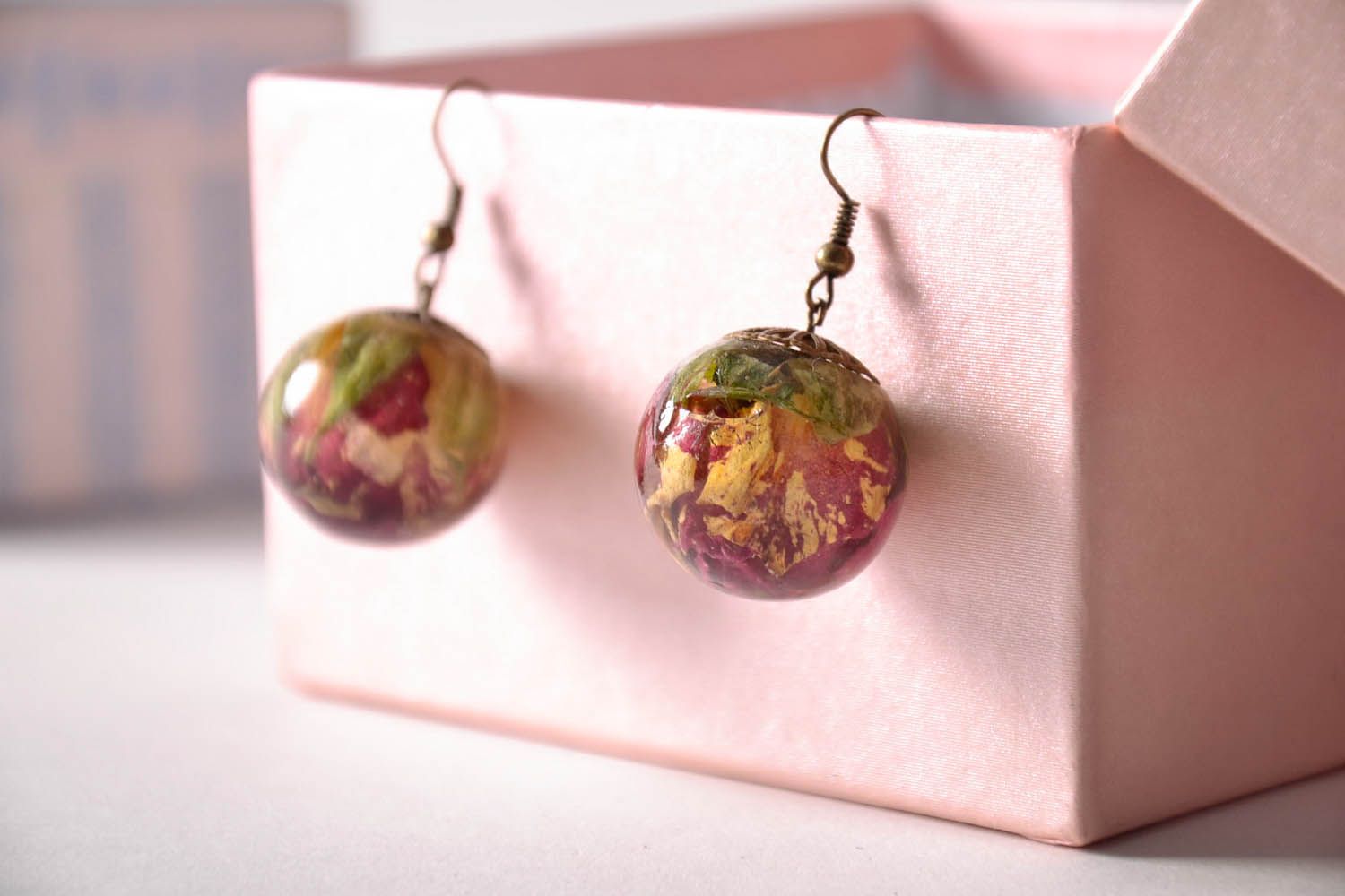 Earrings made of buds of roses photo 2