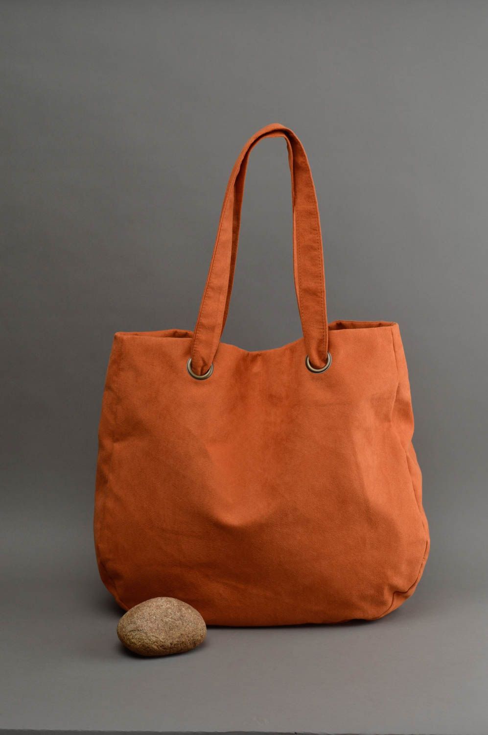 Оранжевая женская сумка мешок из искусственной замши и хлопка ручной работы фото 1