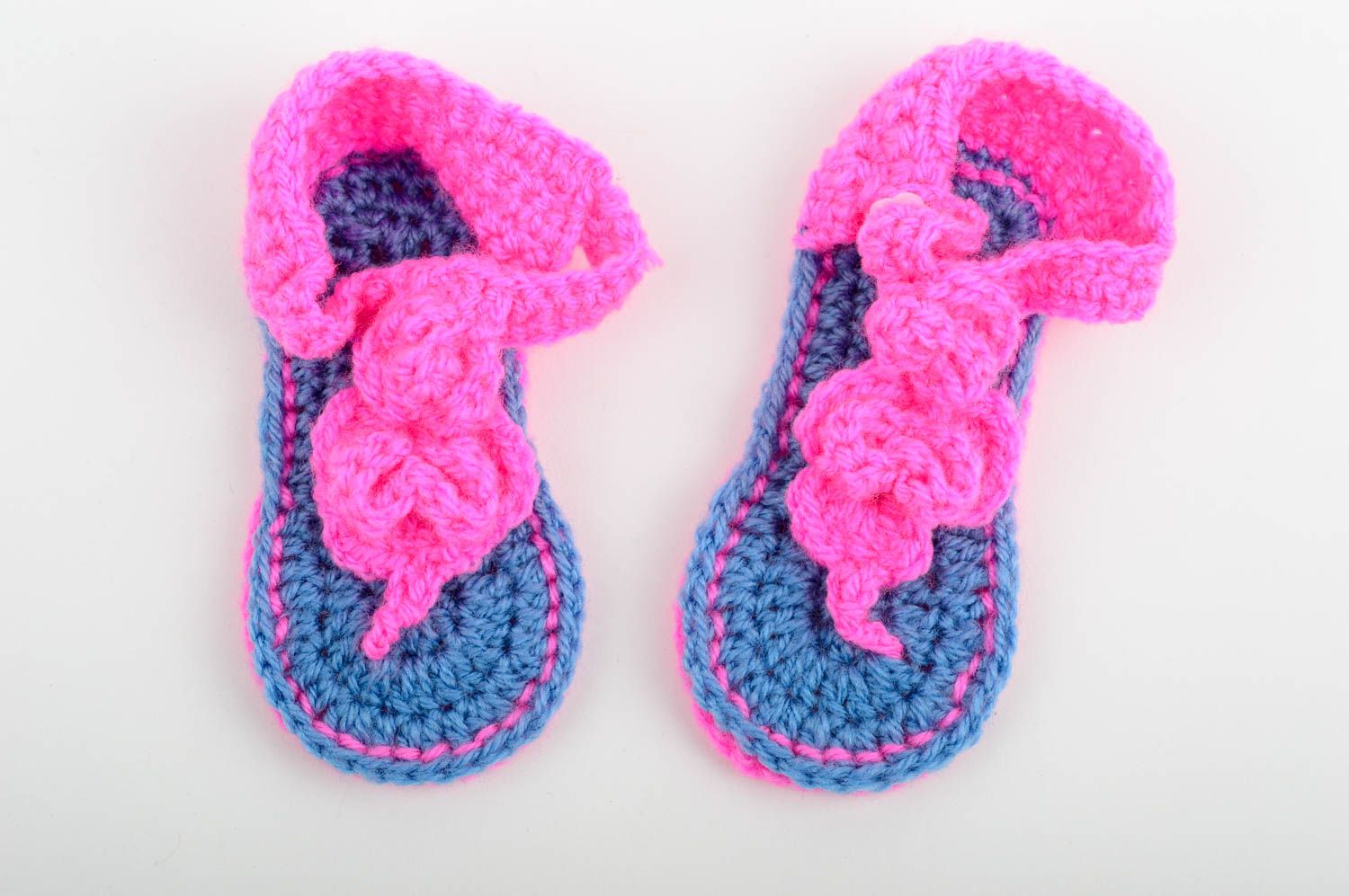 Handgefertigte Schuhe Gehäkelte Babyschuhe Baby Schuhe Geschenk für Kleinkinder foto 3