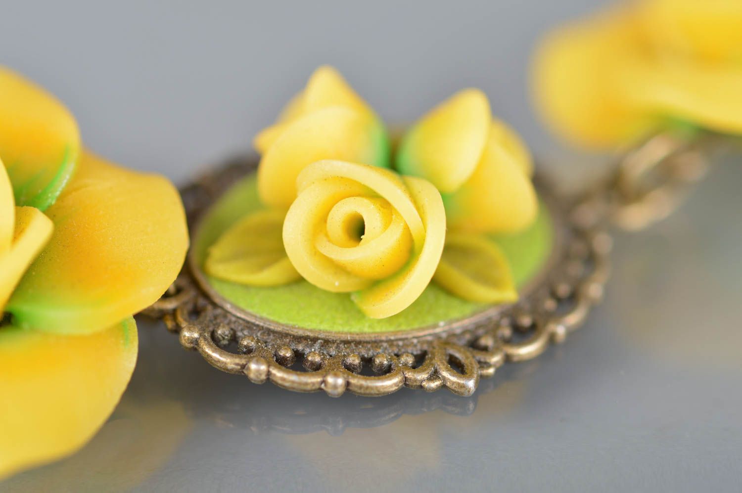 Handmade set of jewelry made of polymer clay bracelet and earrings yellow roses photo 4