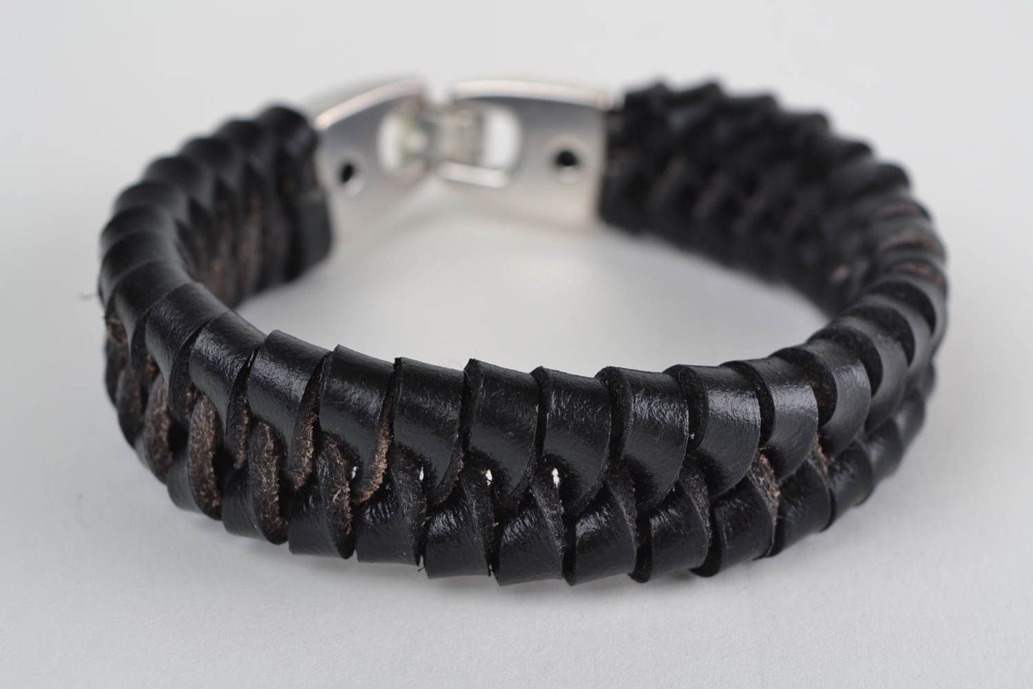 Beautiful handmade designer men's black woven leather bracelet with metal clasp photo 3