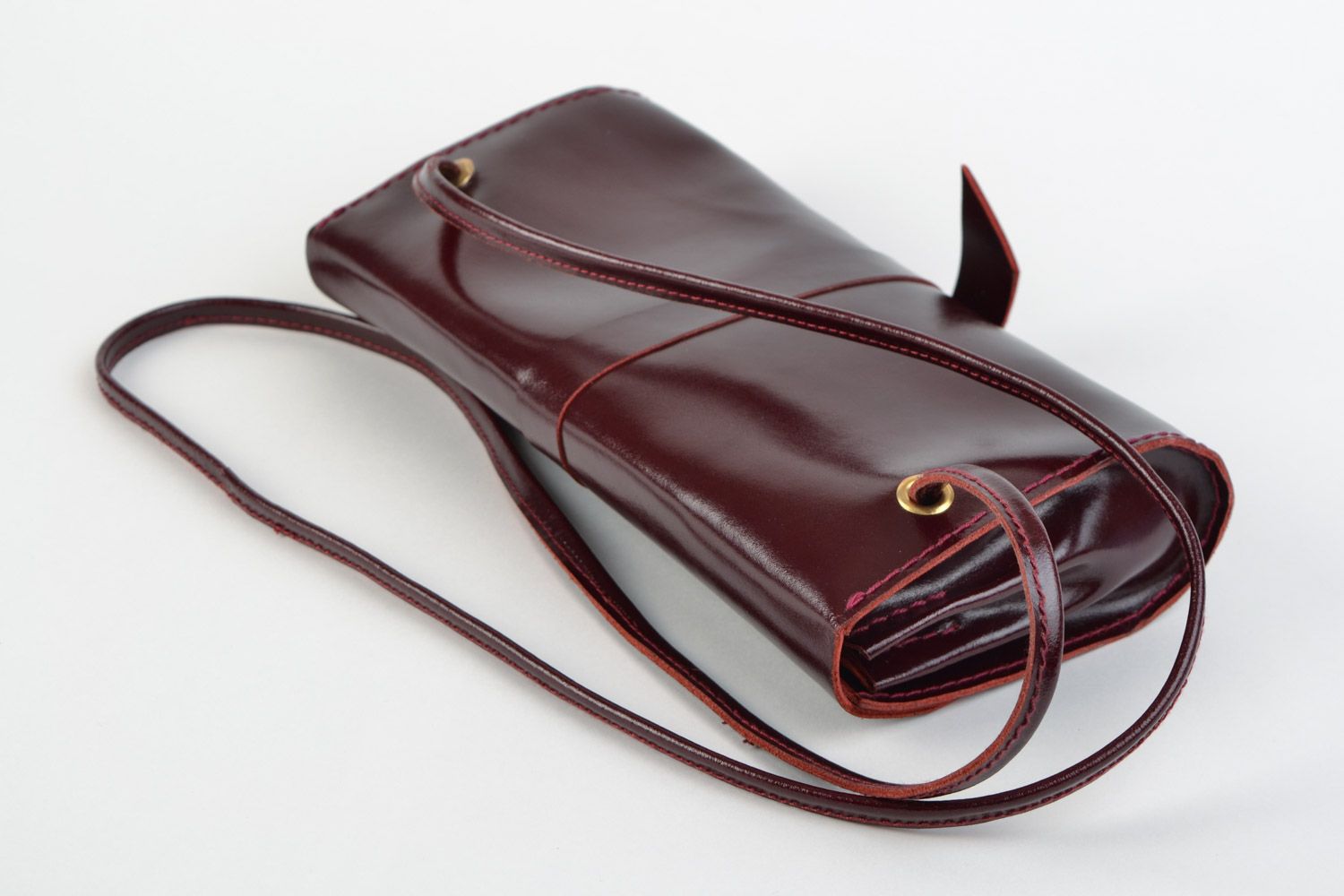 Женская кожаная сумка из кожи маленькая коричневая на ремешке ручная работа фото 4